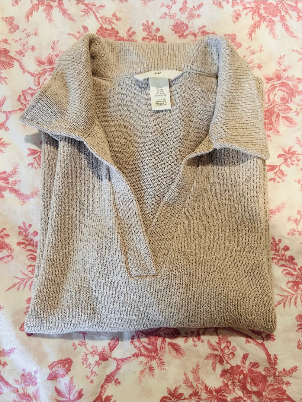 H&M Women's Taupe V-Neck Polo Knit Sweater